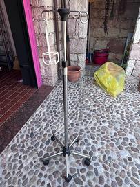 Piantana porta flebo