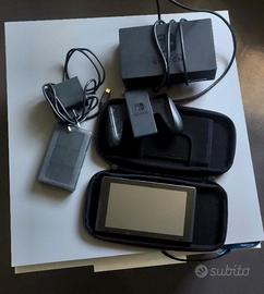 Nintendo Switch (Tablet + Accessori) 