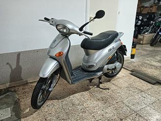 Piaggio Liberty 50 usata in vendita in Puglia