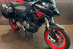 Ducati Multistrada V2 S travel