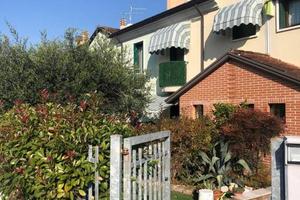 Villetta a schiera di 198 m² con 5 locali e box au