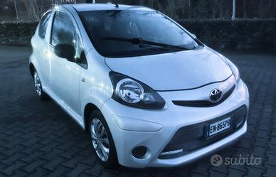 Toyota Aygo 1.0 (UNICOPROPRIETARIO)12V VVT-i 3 por