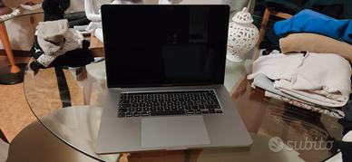  MacBook Pro 16 pollici