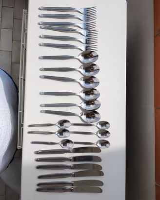 Set posate 24 pezzi in acciaio inox Mepra