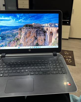 Pavilion 15 a10-7300 quad 8gb ram 256 ssd
