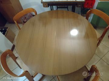 Tavolo rotondo allungabile