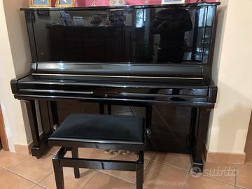 Piano YAMAHA