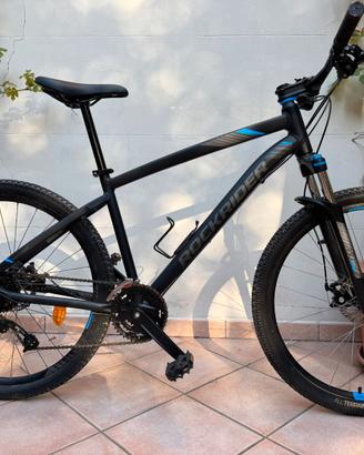 MTB marca Decathlon modello Rockrider ST 520