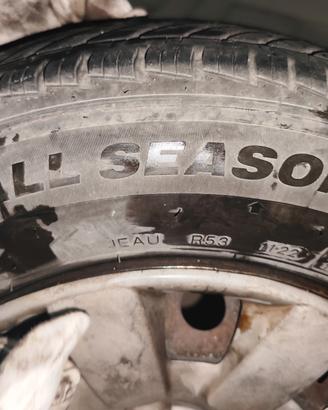 Ruote 155/80 come nuove con cerchione pneumatici