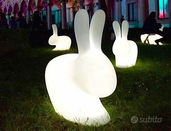 QEEBOO RABBIT LUMINOSO
