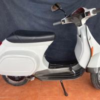 Vespa 50 HP (1992) - 4 Marce - Appena Restaurata