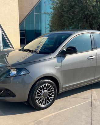 Lancia Ypsilon 1.0 69CV Hybrid Gold UNICO PROPRIET
