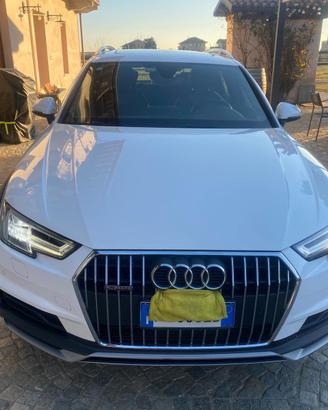 Audi A4 allroad 3.0 v6