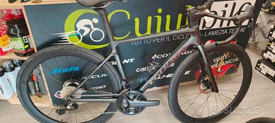 Colnago V4 con Ultegra 12v e ruote Vision 45