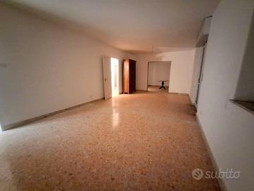 4,5 Vani Zona Corso Delle Provincie