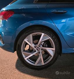 Set 4 Cerchi Audisport da 19'' con pneumatici  oma