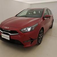 Kia Ceed SWSW Business BR352151 1.6 Mild Hybrid 13