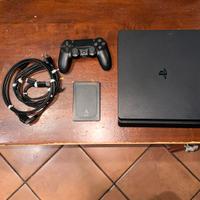 PS4 Slim 1TB– Volante NON incluso