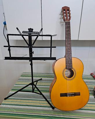 Chitarra classica FenderCompreso fodera e legio