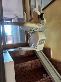 2 montascale per disabili nuovi