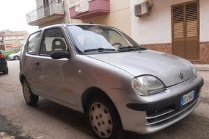 Fiat Seicento anno 2002  € 1.500