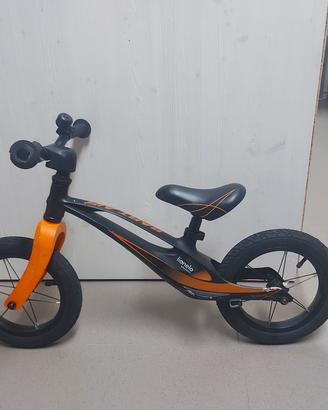 Bicicletta senza pedali
