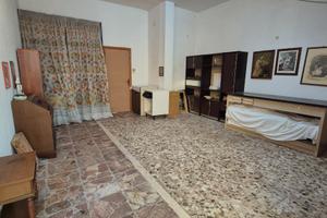 Quartu locale Commerciale E Ampia Casa Con Cortile