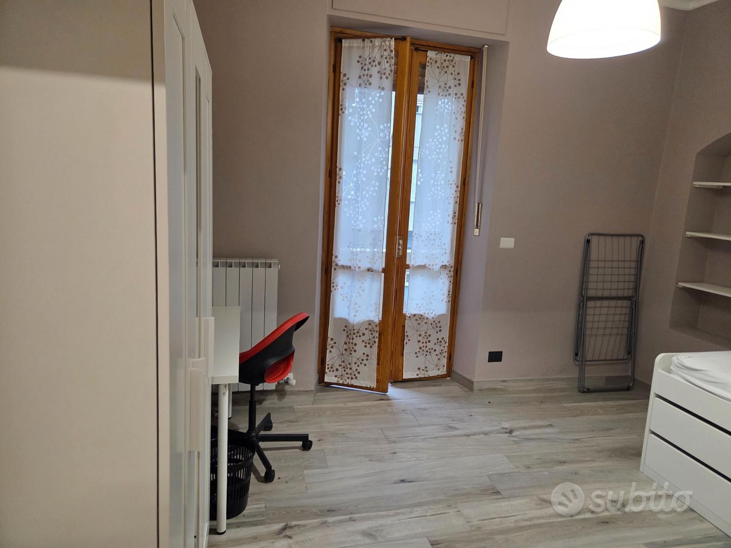 Stanza singola a Torino, foto 2 di 6