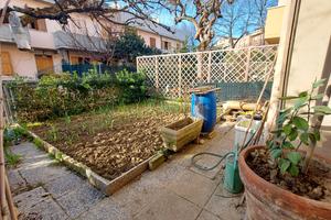 Pesaro Novilara Villetta schiera giardino garage