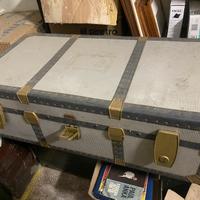 Baule e due valige armadio