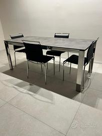 Tavolo e sedie calligaris