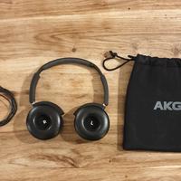 Cuffie AKG Y50