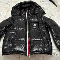 Piumino moncler nero lucido