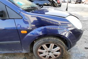 FORD FIESTA 2002 - PARAFANGO DESTRO