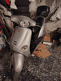 scooter Kimco 