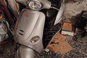 scooter Kimco 