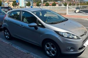 Ford fiesta 1.2 icon