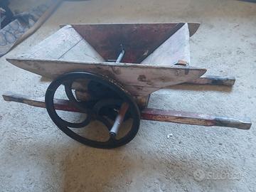 diraspatrice uva vintage