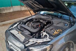 MERCEDES CLASSE C 200 136CV