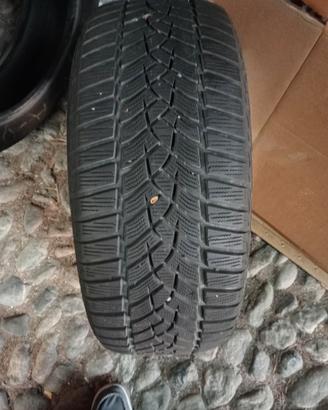 Pneumatici invernali Goodyear