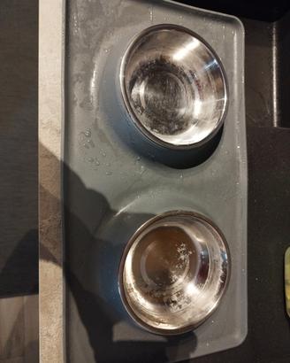  porta ciotole per animali gratis 