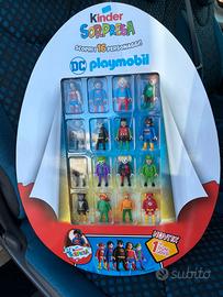 Kinder Playmobil espositore e personaggi DC 2025
