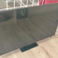 TV 4K 55" pollici smart tech con problema.