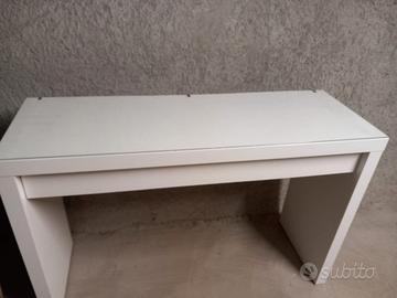 scrivania Ikea