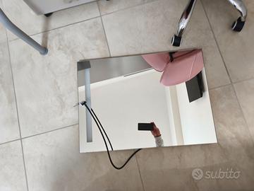 SPECCHIO DA BAGNO CON LED 70X50