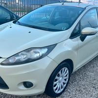 Ford Fiesta 1.2 Benzina/Metano – 2010