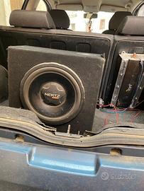 Subwoofer amplificatore audio