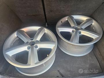Cerchi in lega originale audi da 18 pollii