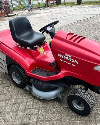 trattorino tagliaerba Honda HF2417 