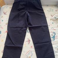 Pantaloni gamba